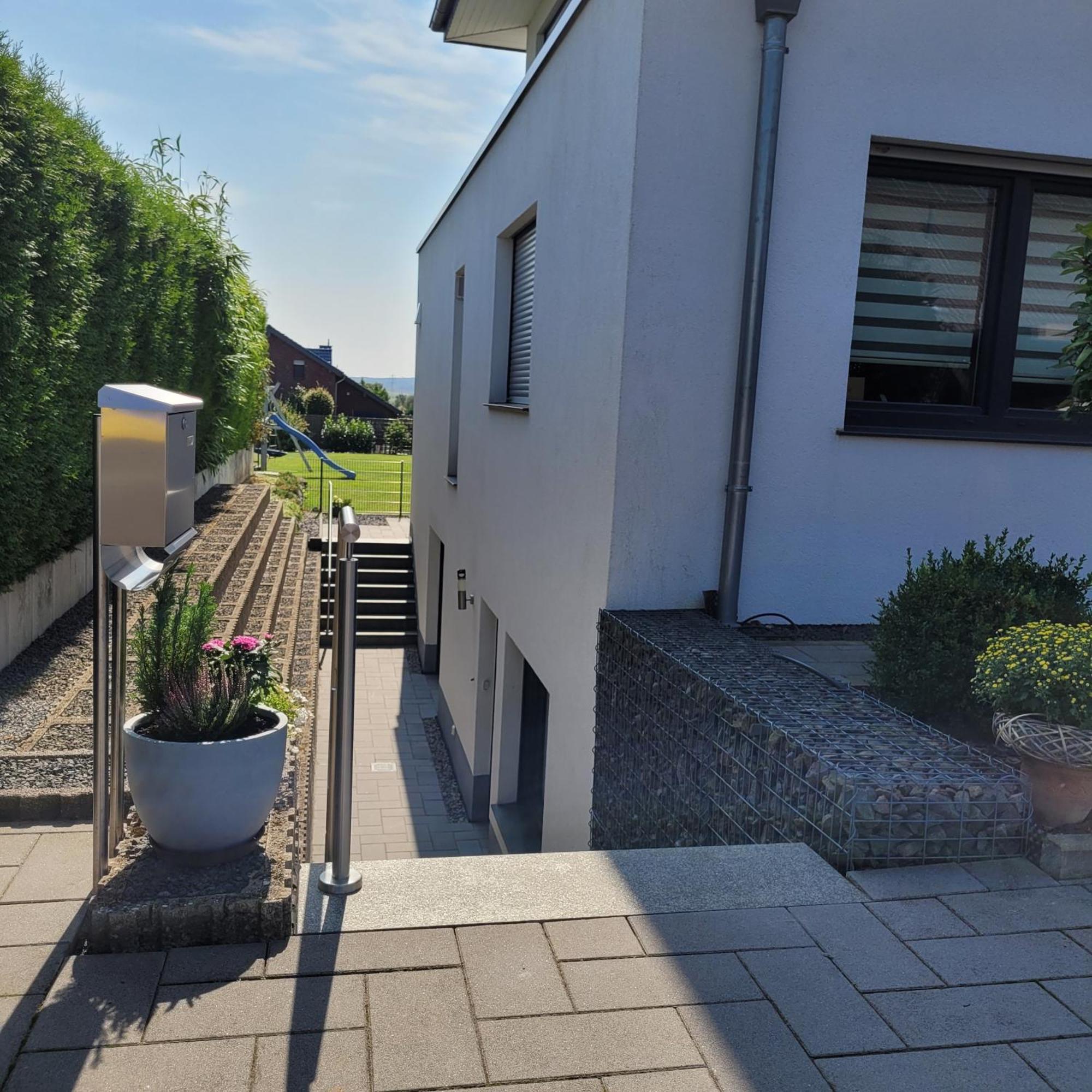 Eifelherz Mit Sonnenterrasse Nideggen Esterno foto