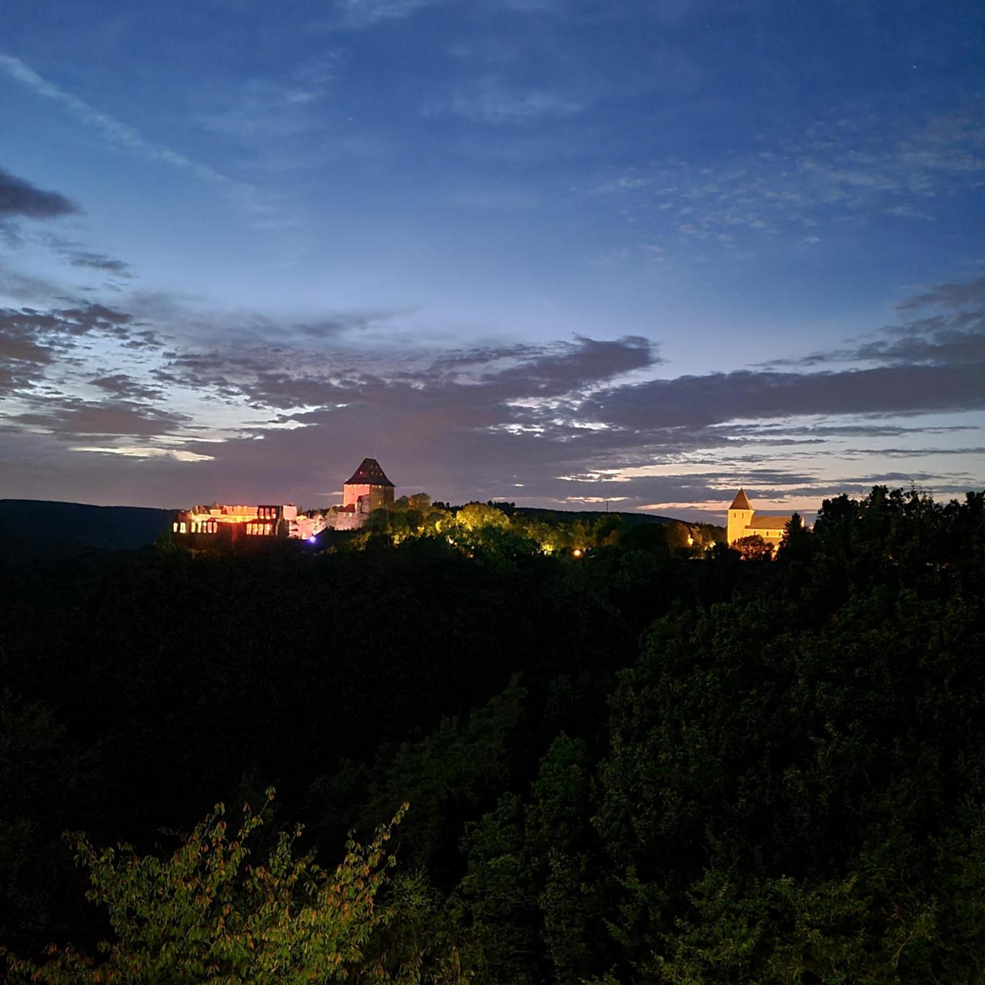 Eifelherz Mit Sonnenterrasse Nideggen Esterno foto